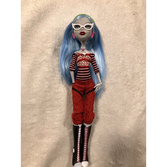 Monster High Ghoulia Yelps Doll Mattel 2008 Almost Complete Missing Left Hand - Picture 1 of 7